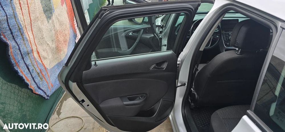Opel Astra 1.6 CDTI DPF ecoFLEX Start/Stop Exklusiv - 11