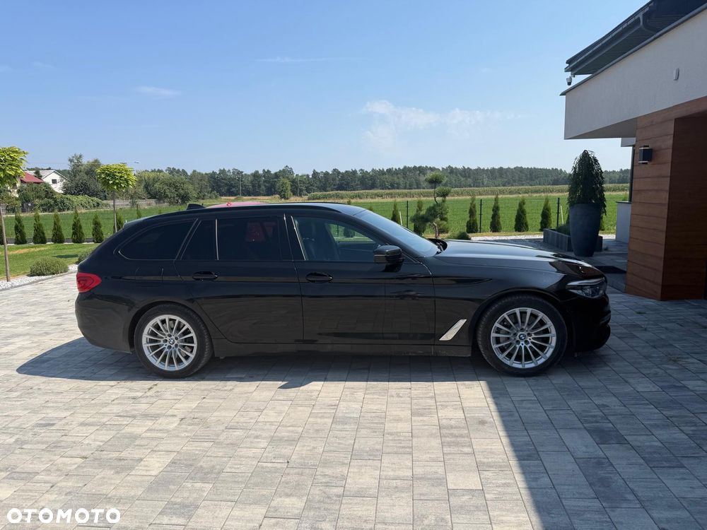 BMW Seria 5 530d Sport Line sport - 8