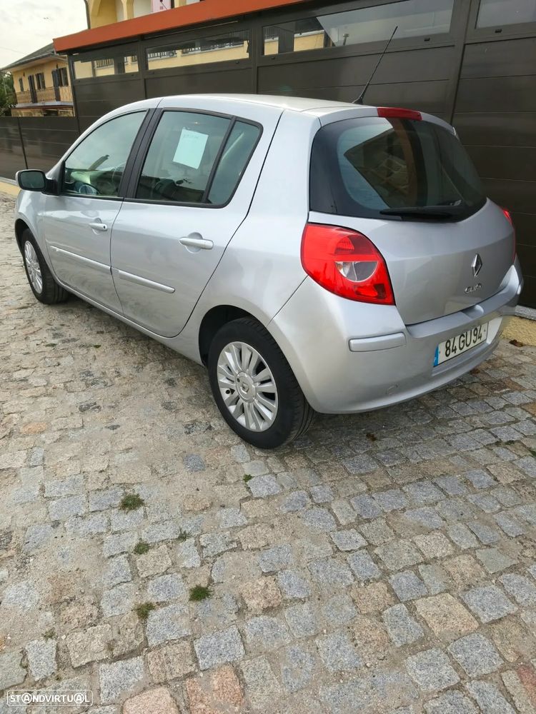 Renault Clio 1.2 16V Rip Curl II - 3