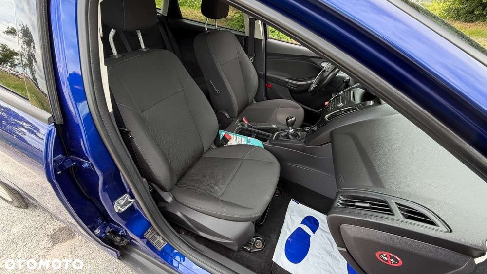 Ford Focus 1.0 EcoBoost Edition - 25