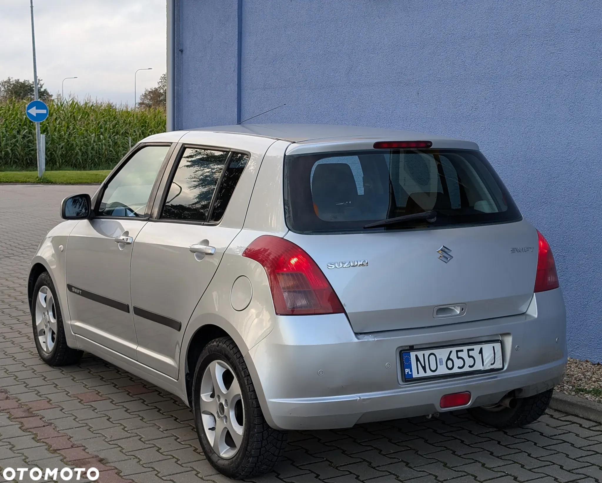 Suzuki Swift - 2