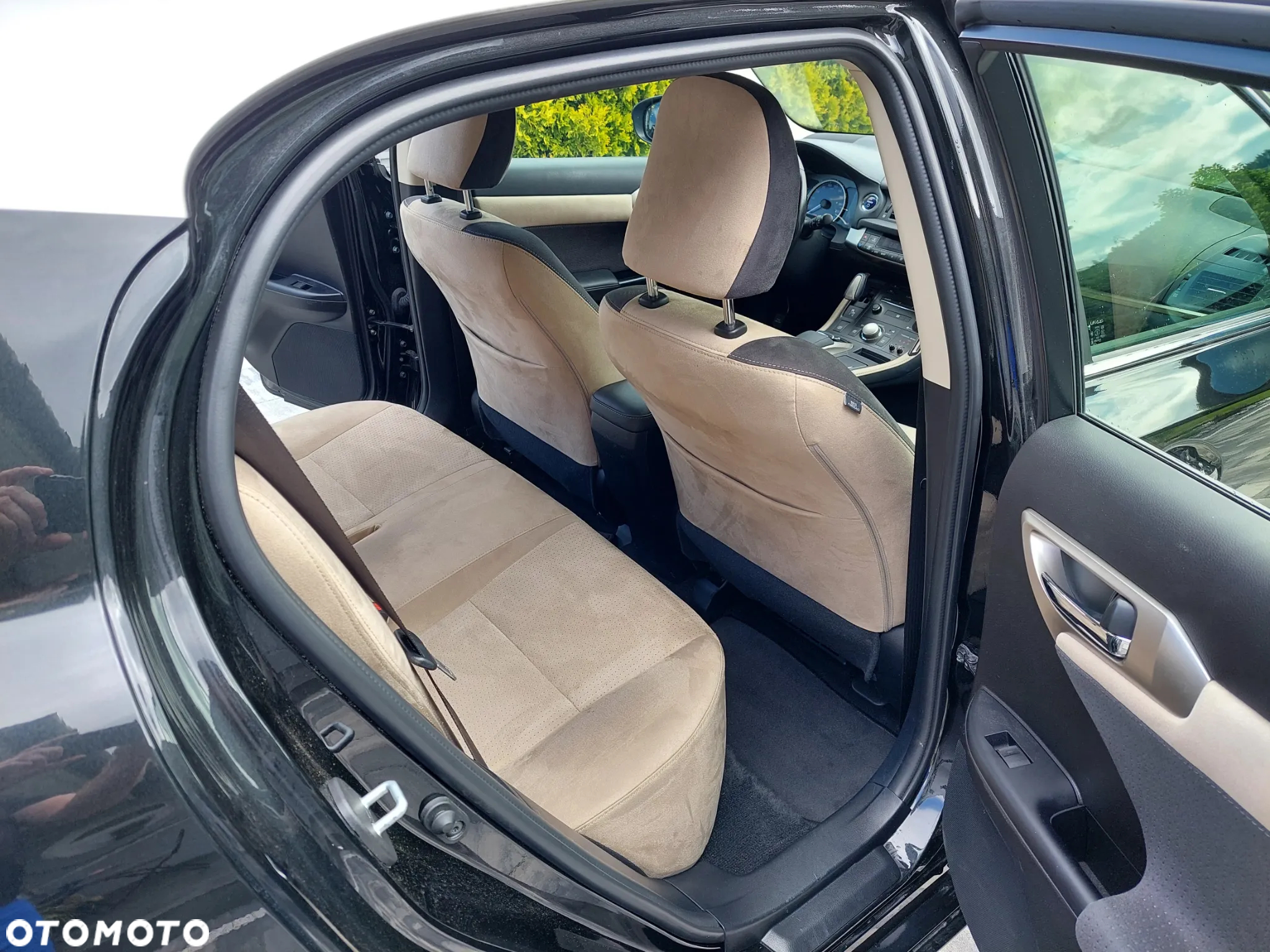 Lexus CT - 13
