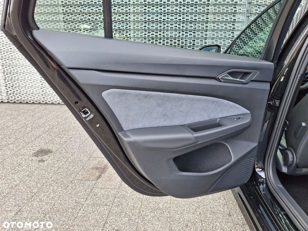 Volkswagen Golf Variant 2.0 TSI 4Motion R - 14