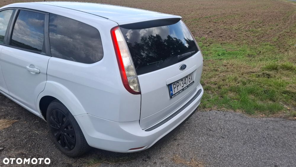 Ford Focus 1.6 TDCi Ambiente - 2