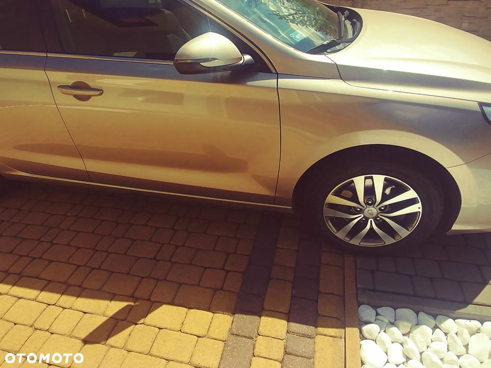 Hyundai i30 1.4 Comfort - 6