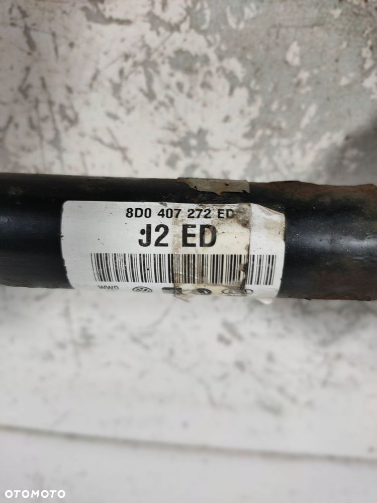 półoś prawa vw passat b5 automat 8d0407272ed - 2