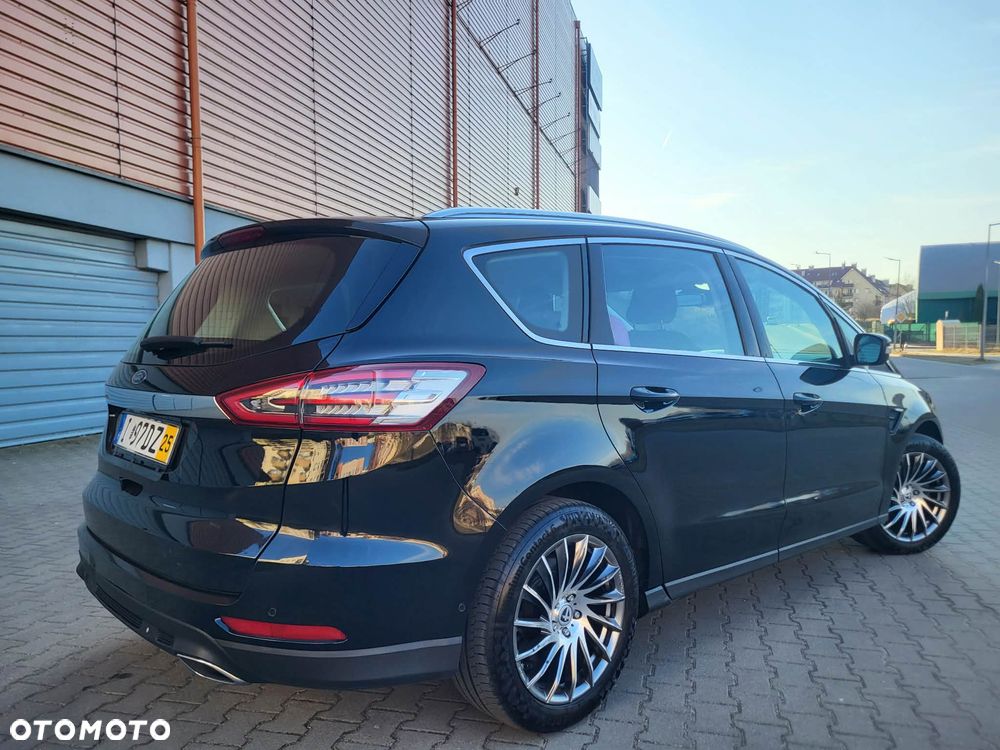 Ford S-Max 2.0 TDCi Titanium PowerShift - 6
