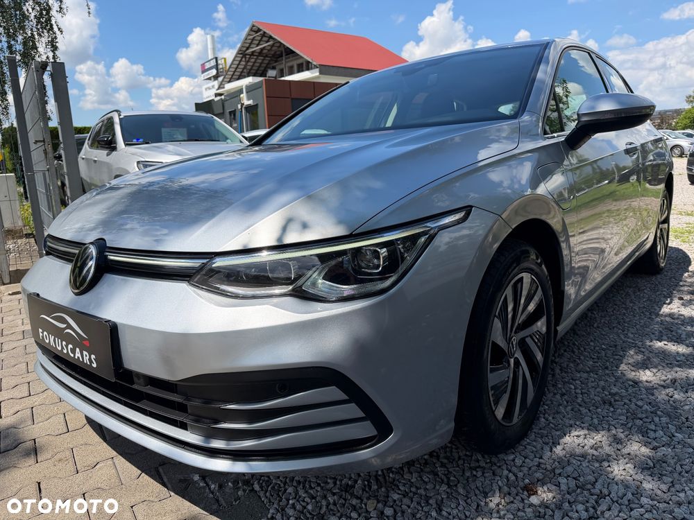 Volkswagen Golf - 2