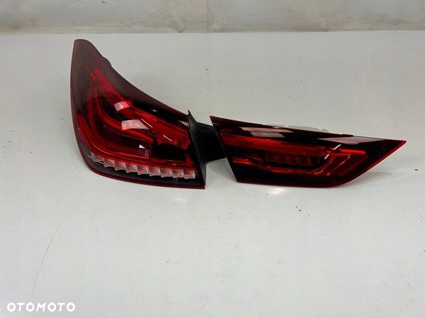 MERCEDES LAMPA TYLNA LEWA CLA W118 118 A1189067500 A1189066100