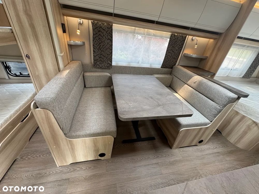 Hobby 560 KMFe De Luxe - 17