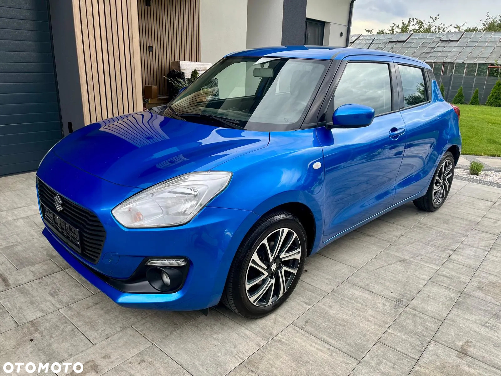 Suzuki Swift - 4