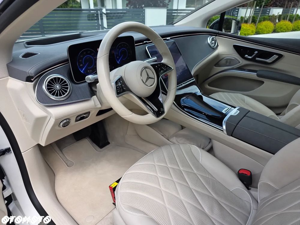 Mercedes-Benz EQS - 37