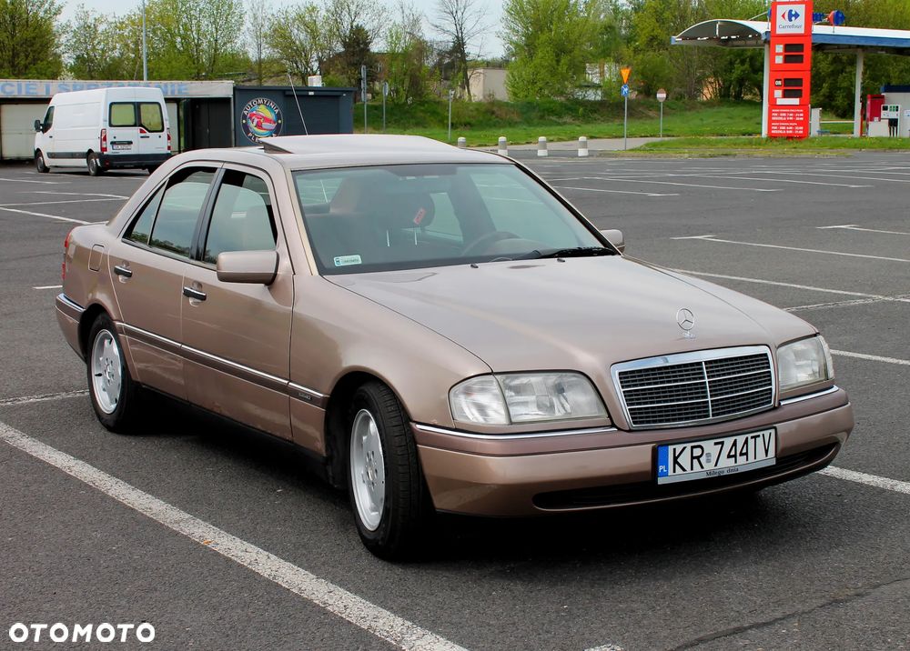 Mercedes-Benz Klasa C 220 D Elegance - 2