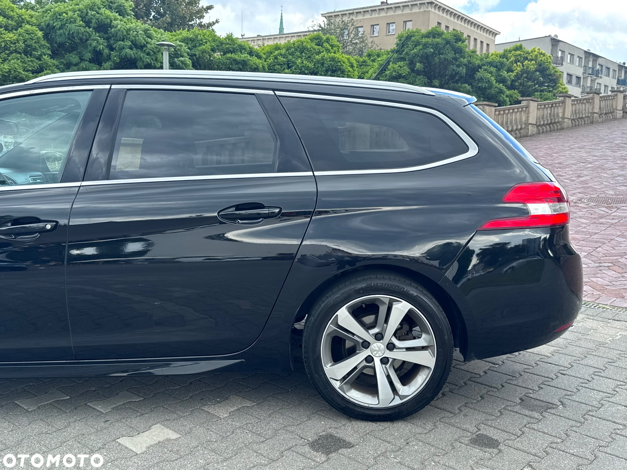 Peugeot 308 1.2 PureTech Allure S&S - 16