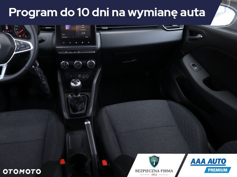 Renault Clio - 9