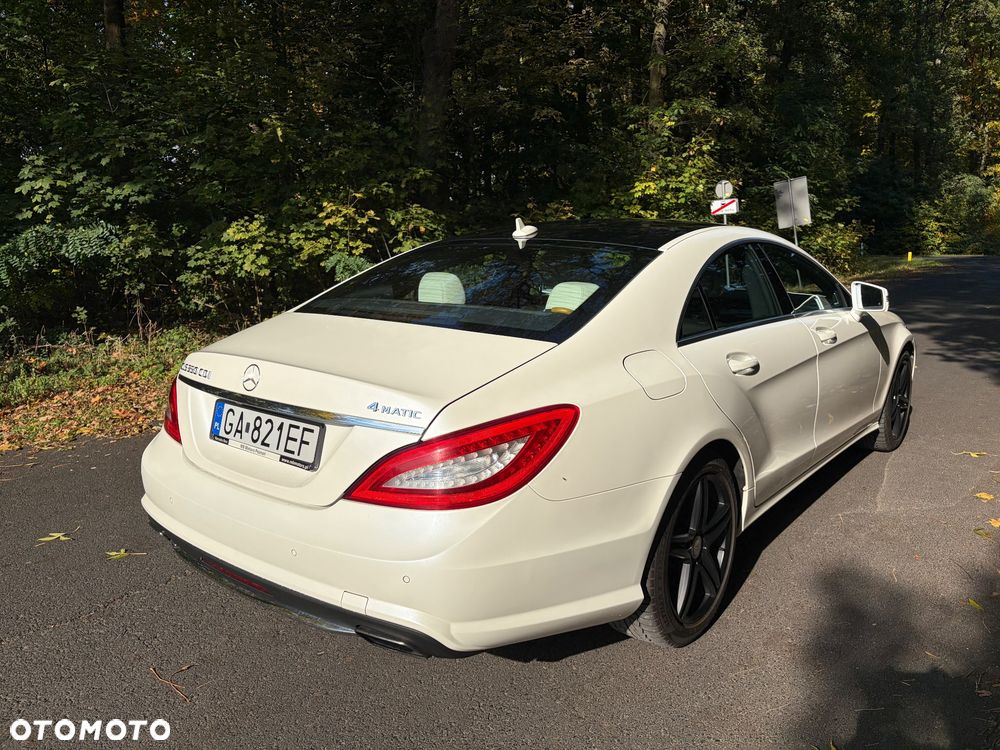 Mercedes-Benz CLS - 23