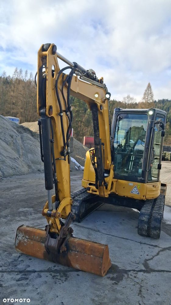 Caterpillar 305 - 12