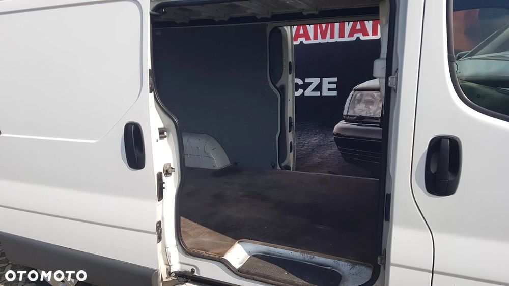 Opel Vivaro - 9