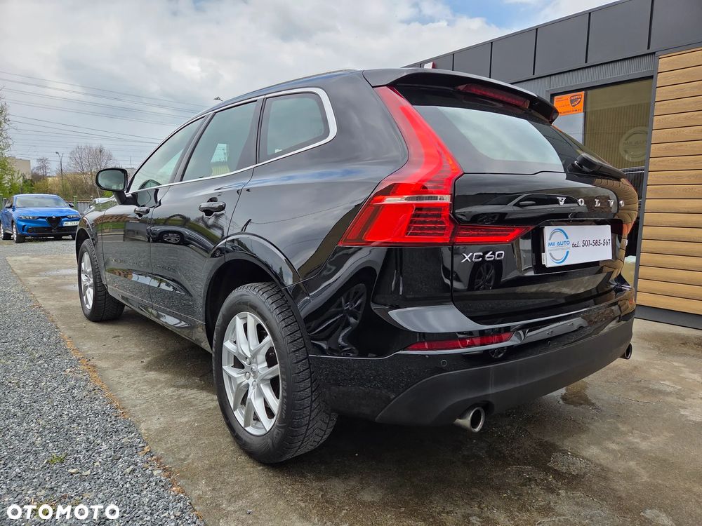 Volvo XC 60 D4 Momentum Pro - 8