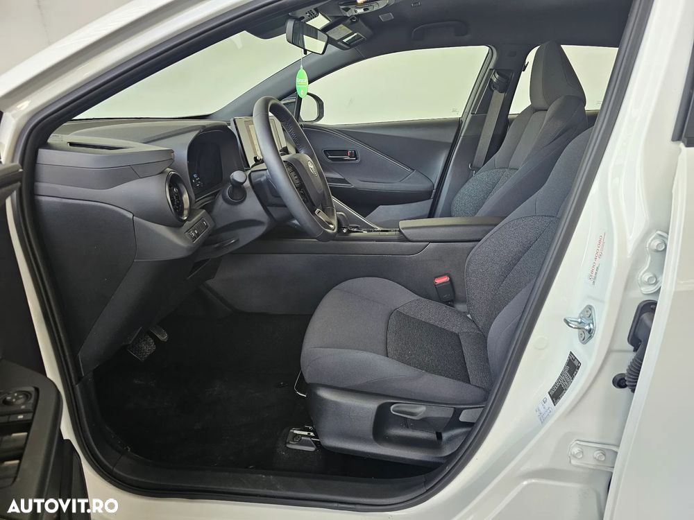 Toyota C-HR - 6
