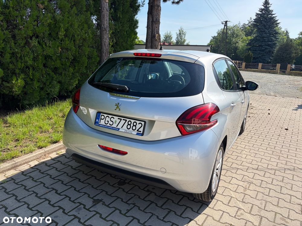 Peugeot 208 PureTech 68 Like - 12