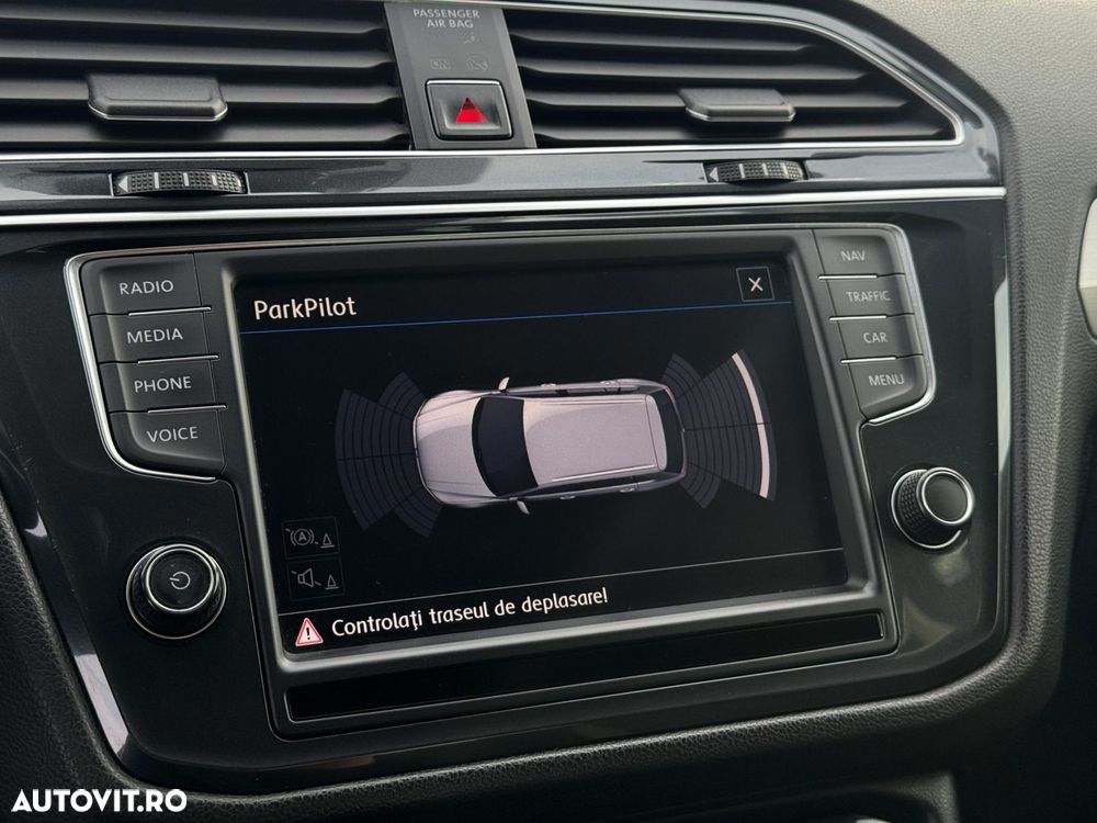 Volkswagen Tiguan - 19