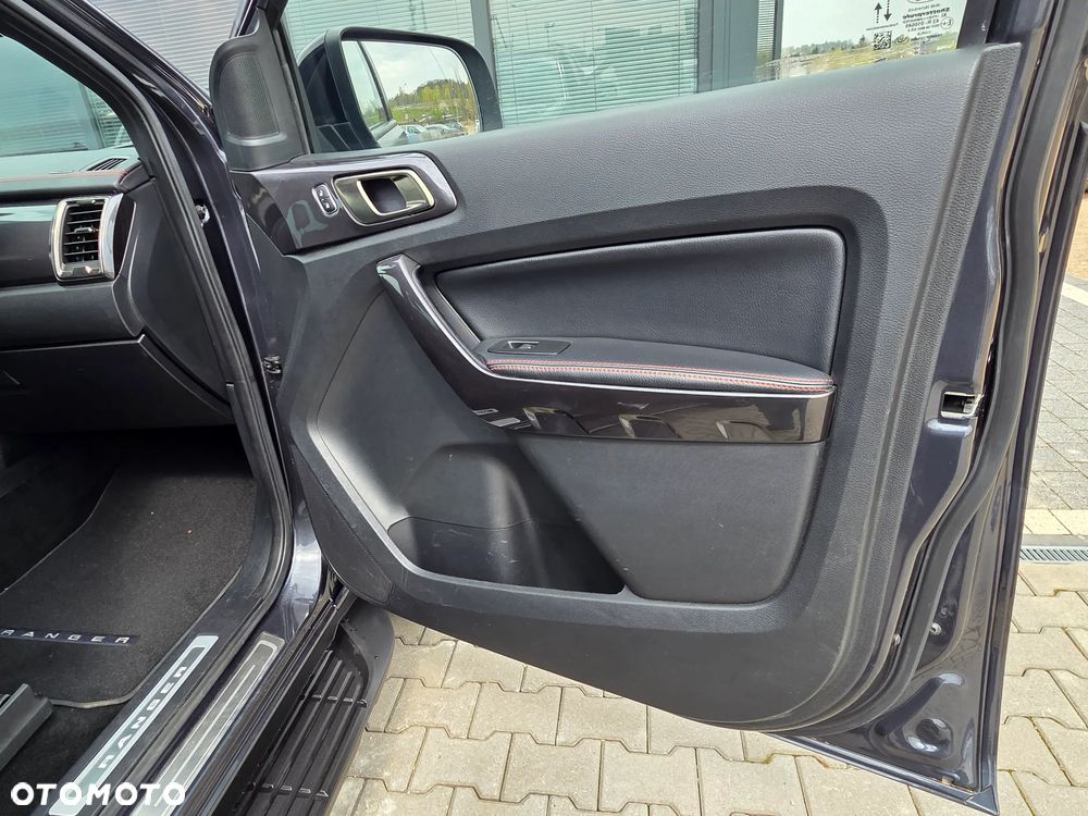 Ford Ranger 2.0 EcoBlue 4x4 DC Wildtrak - 33