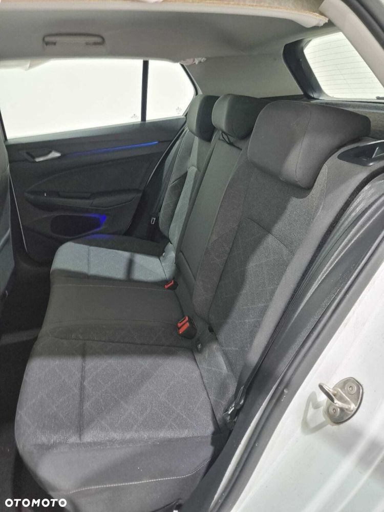 Volkswagen Golf - 19