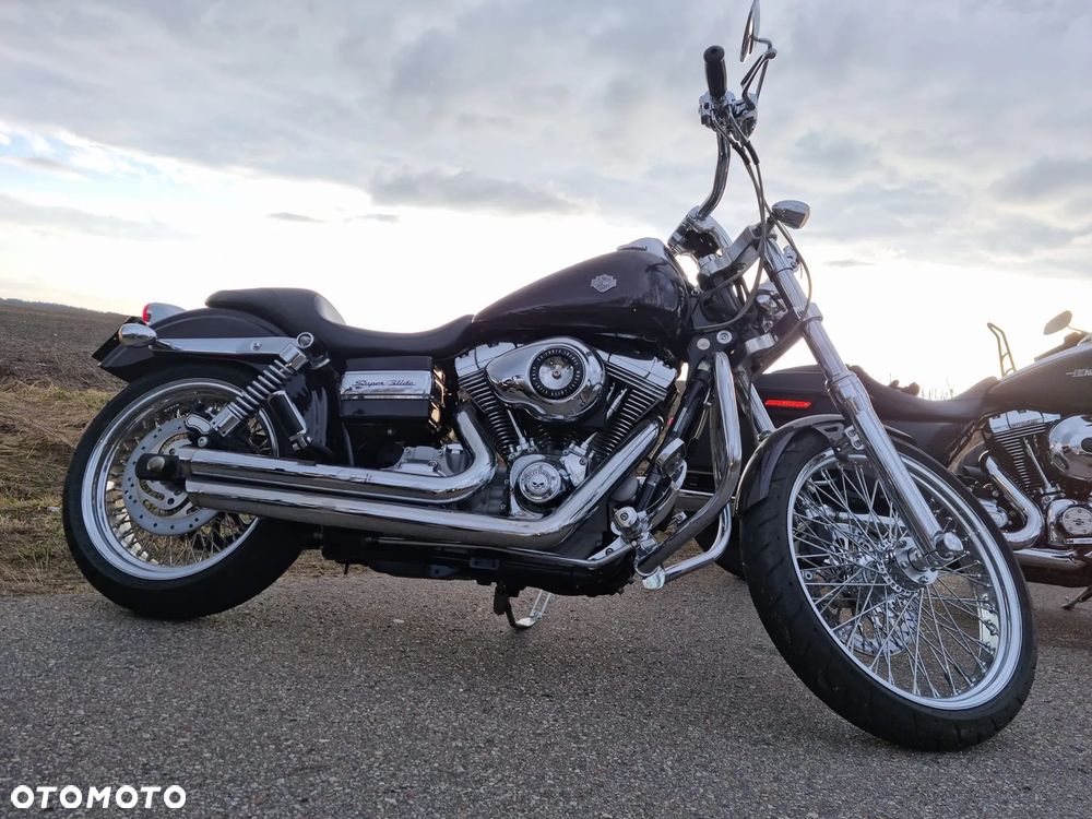 Harley-Davidson Dyna Super Glide - 2