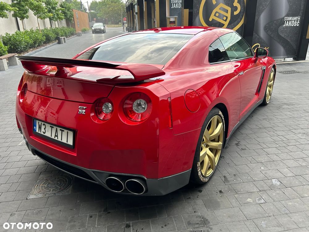 Nissan GT-R Black Edition - 6