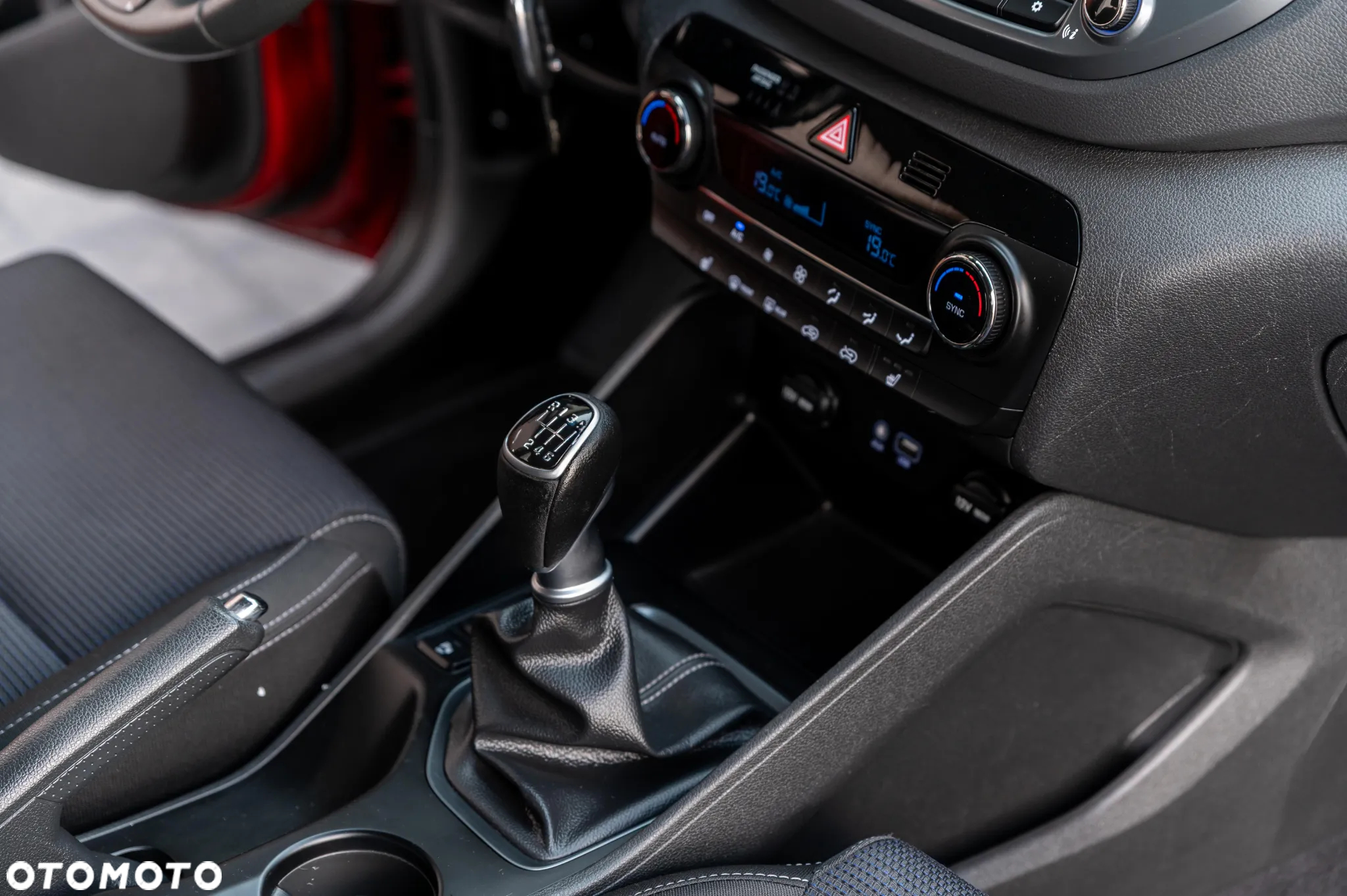 Hyundai Tucson 1.6 GDi 2WD Trend - 26