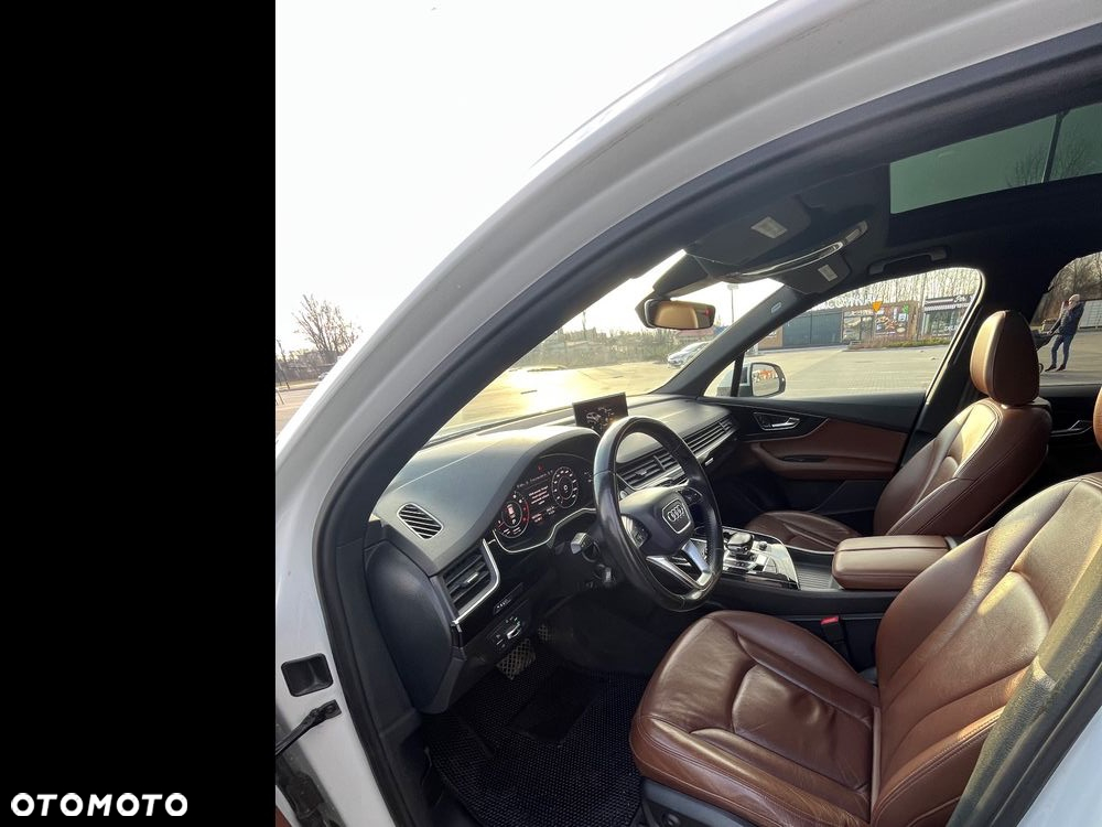 Audi Q7 3.0 TFSI Quattro Tiptronic - 8