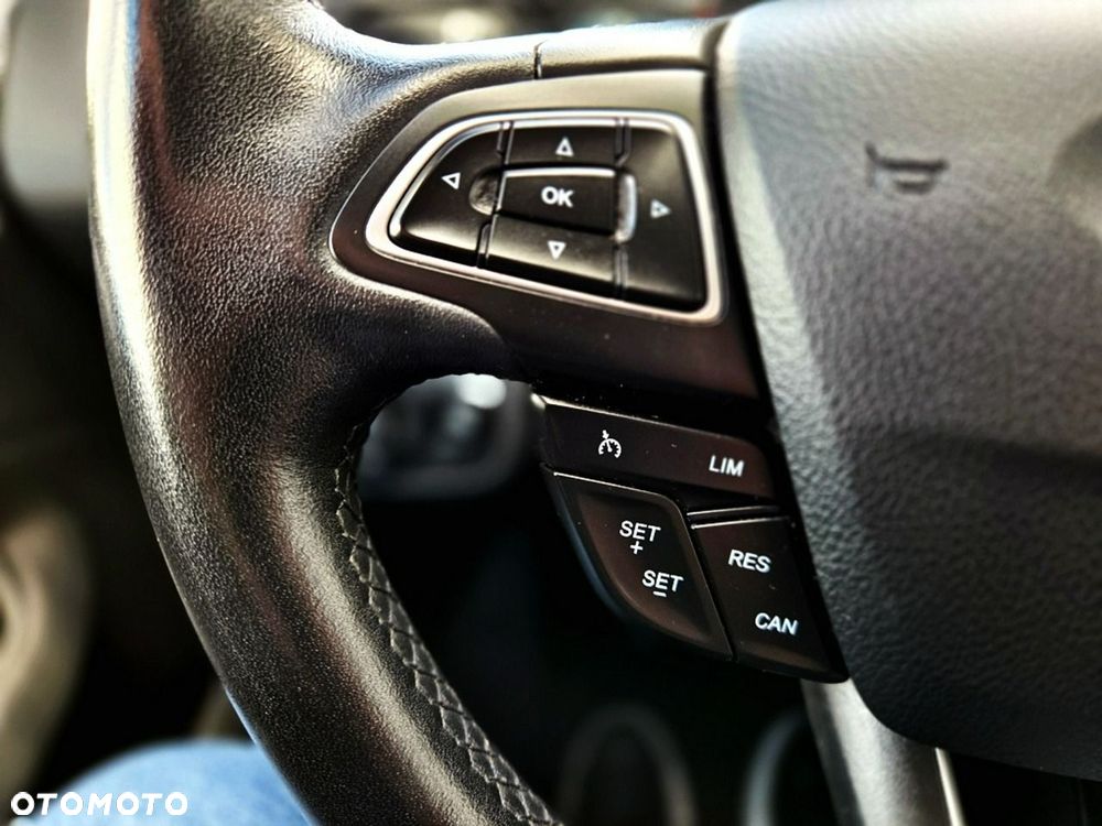 Ford C-MAX - 19