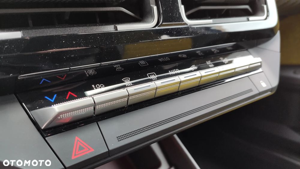 Renault 5 52kWh Comfort Range Iconic Cinq - 23