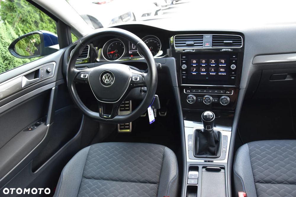 Volkswagen Golf 1.0 TSI Join - 13