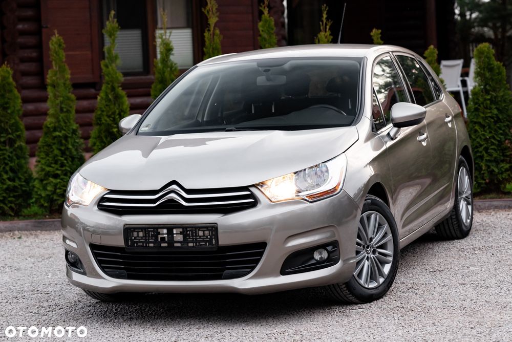Citroën C4 e-HDi 110 Selection - 2