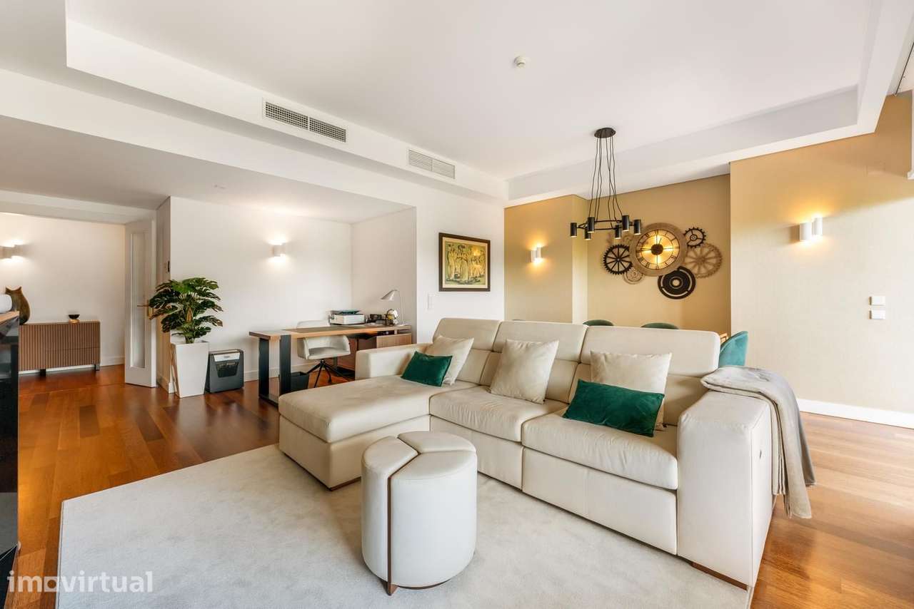 Duplex T3 com piscina, Quinta da Marinha, Cascais - Grande imagem: 3/40