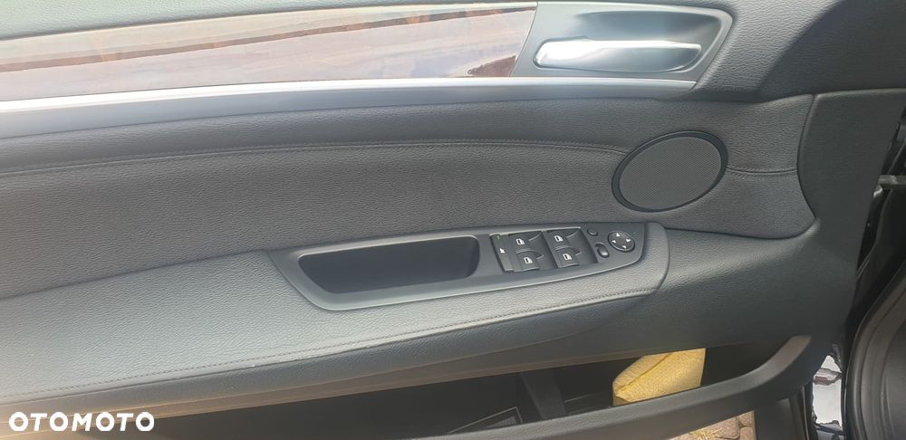 BMW X5 2011 photo 3