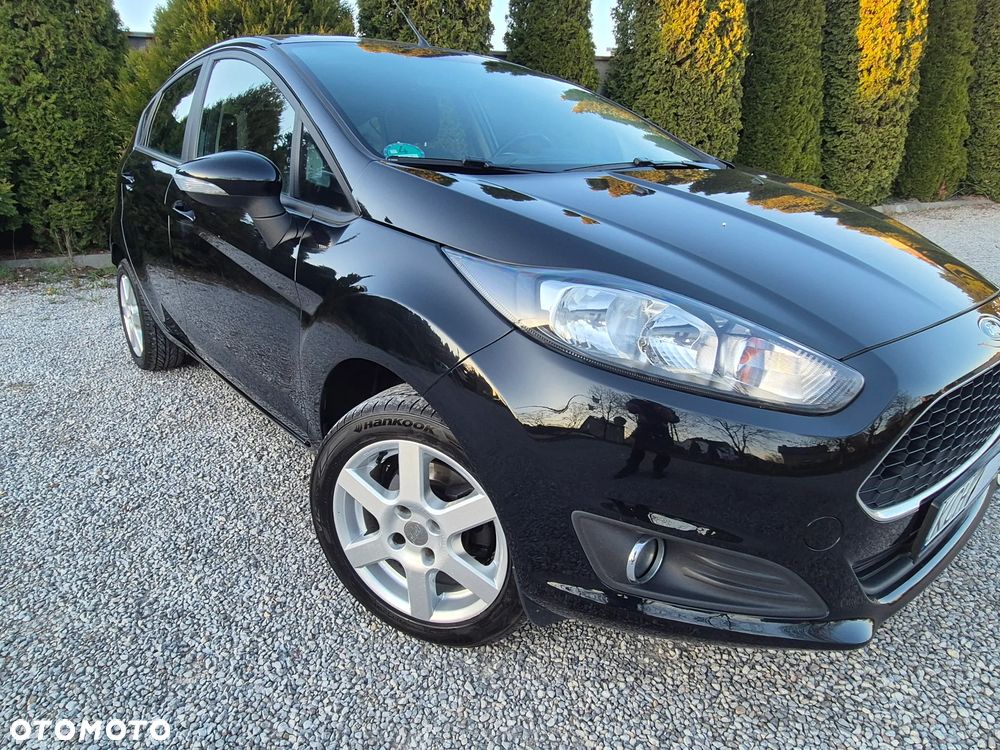 Ford Fiesta 1.25 Celebration - 12