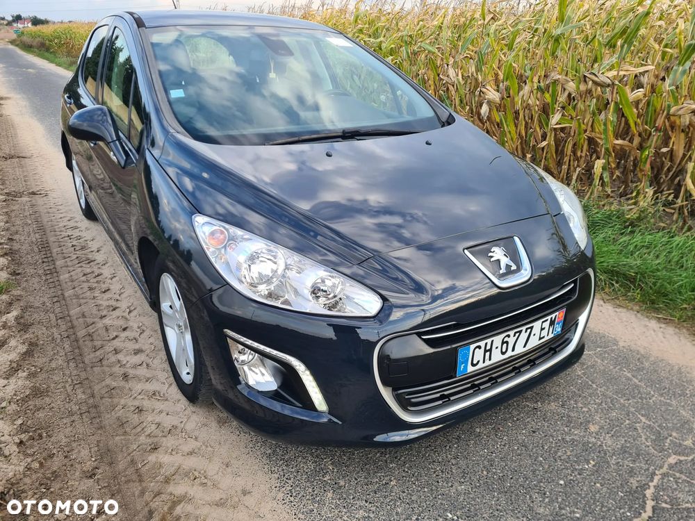 Peugeot 308 1.6 e-HDi Active STT - 17