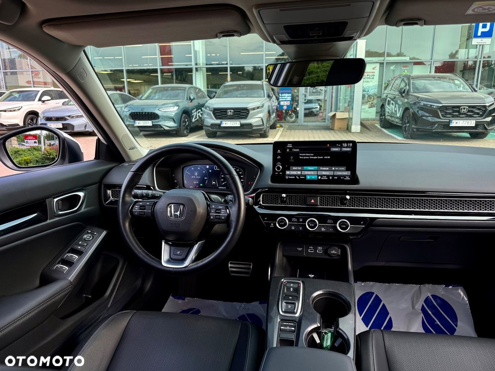 Honda Civic 2.0 i-MMD Advance BSI CVT - 10