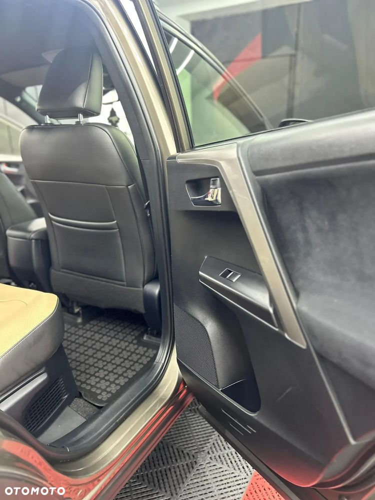 Toyota RAV4 Hybrid Prestige 4x2 - 9
