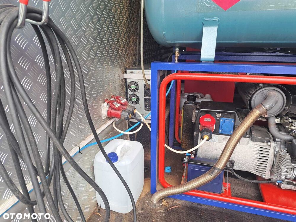 Iveco Daily | 3.0  180 KM | Mobilny serwis opon | - 15