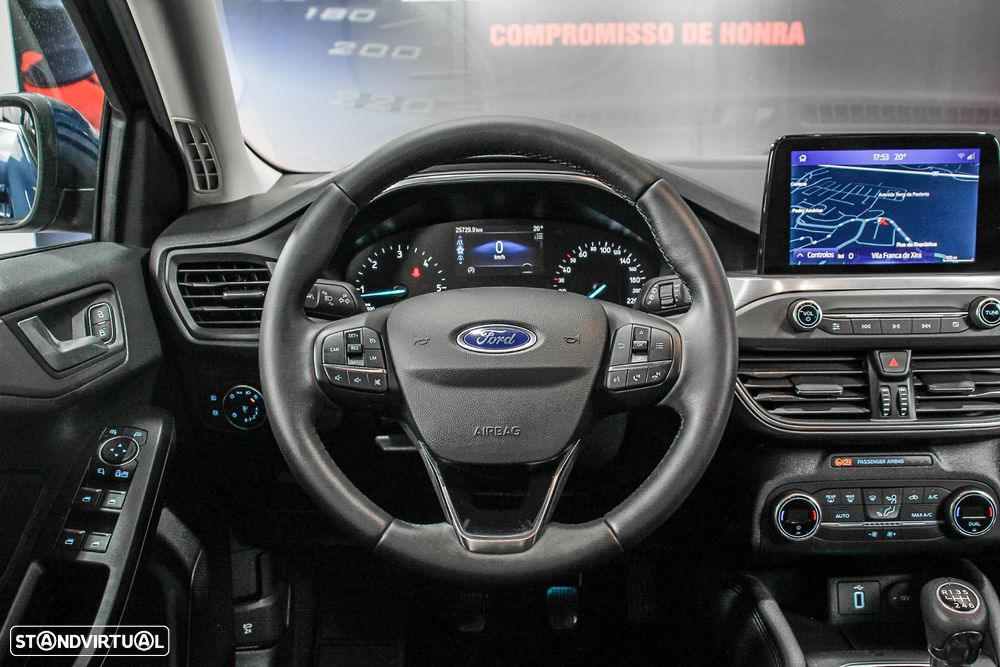 Ford Focus SW 1.5 TDCi EcoBlue Titanium - 4