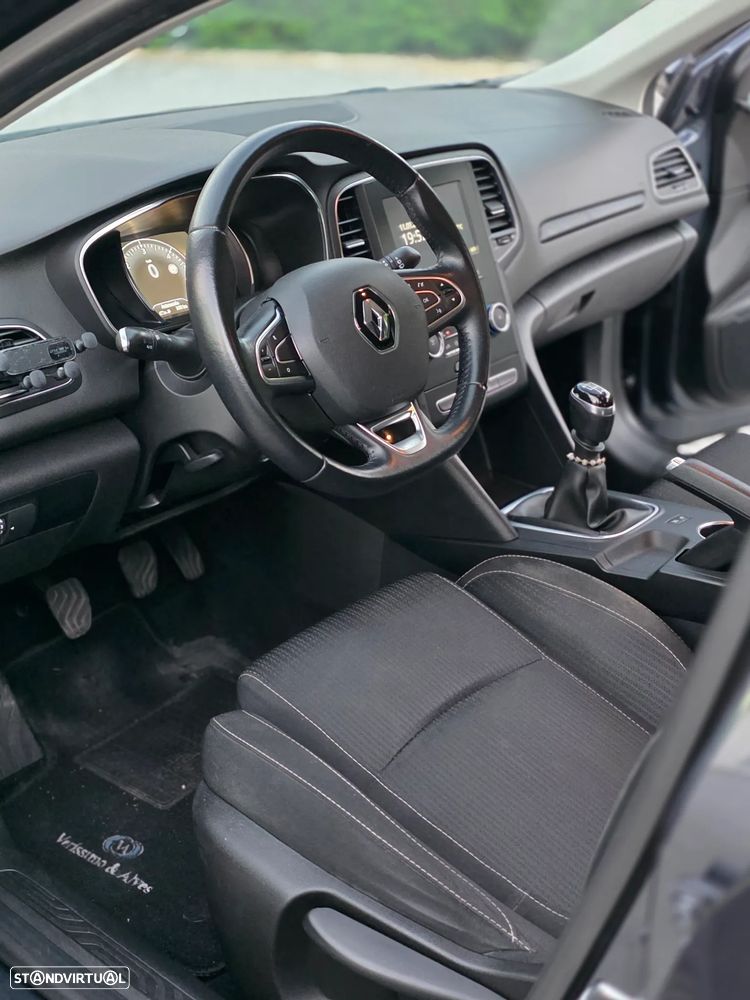 Renault Mégane ENERGY dCi 110 Start & Stop LIMITED - 19