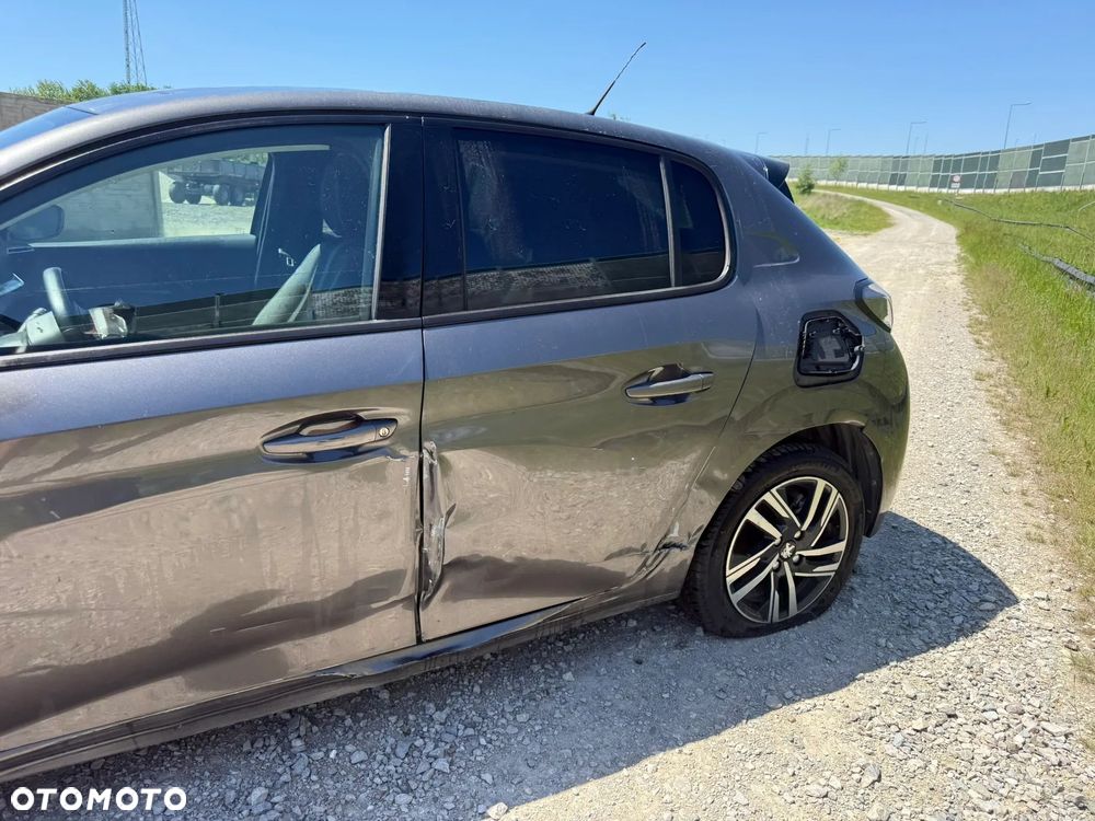 Peugeot 208 BlueHDi 100 Active Pack - 7