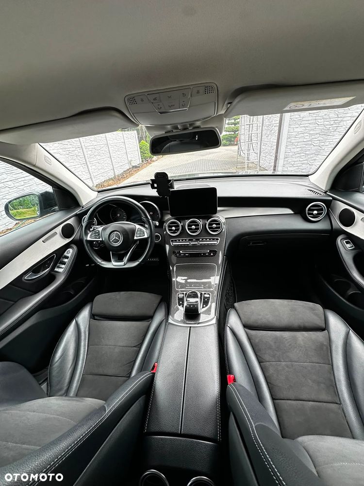 Mercedes-Benz GLC 250 4Matic 9G-TRONIC AMG Line - 6
