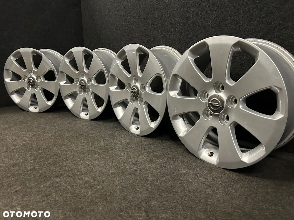 Alufelgi Opel Insignia A 17 cali 5x120 4szt. Ładne z czujnikami! - 1