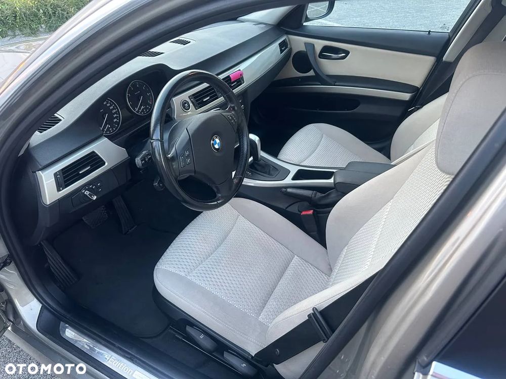 BMW Seria 3 318i Edition Lifestyle - 10
