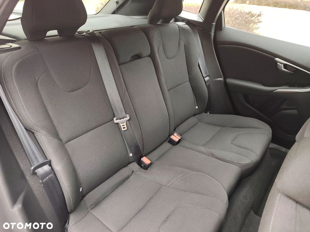 Volvo V40 - 17